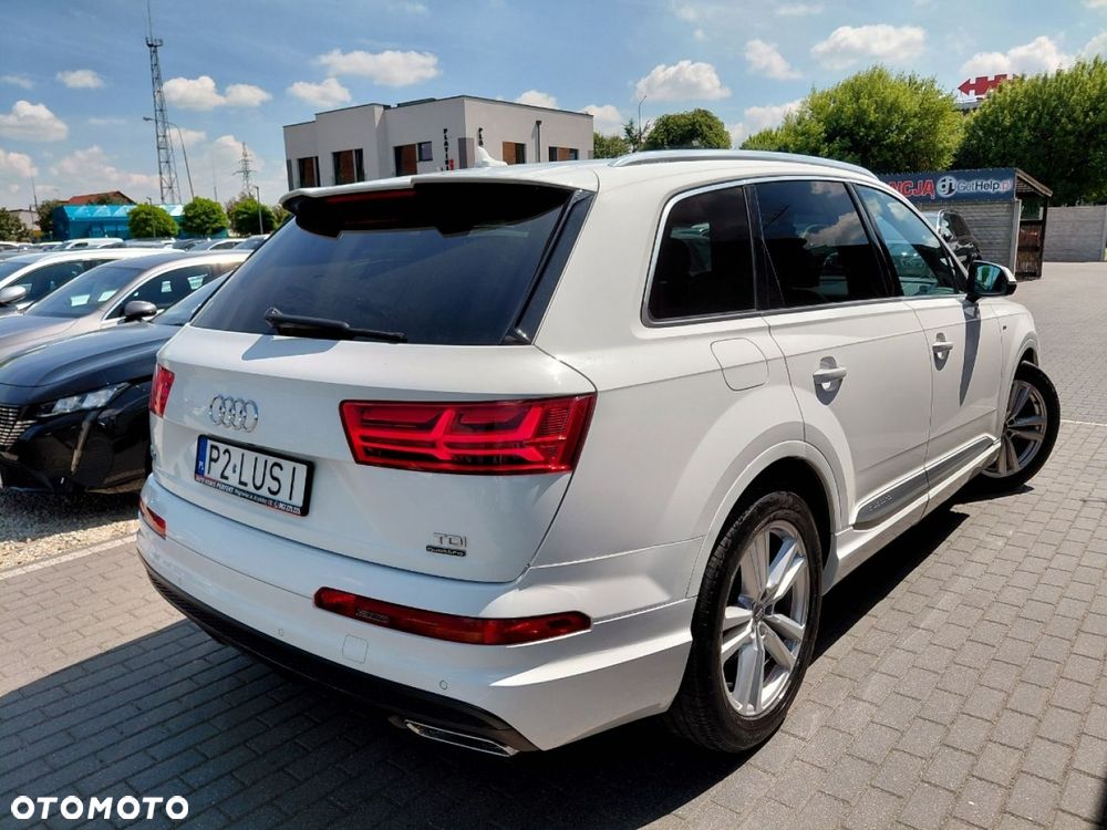 Audi Q7 - 8