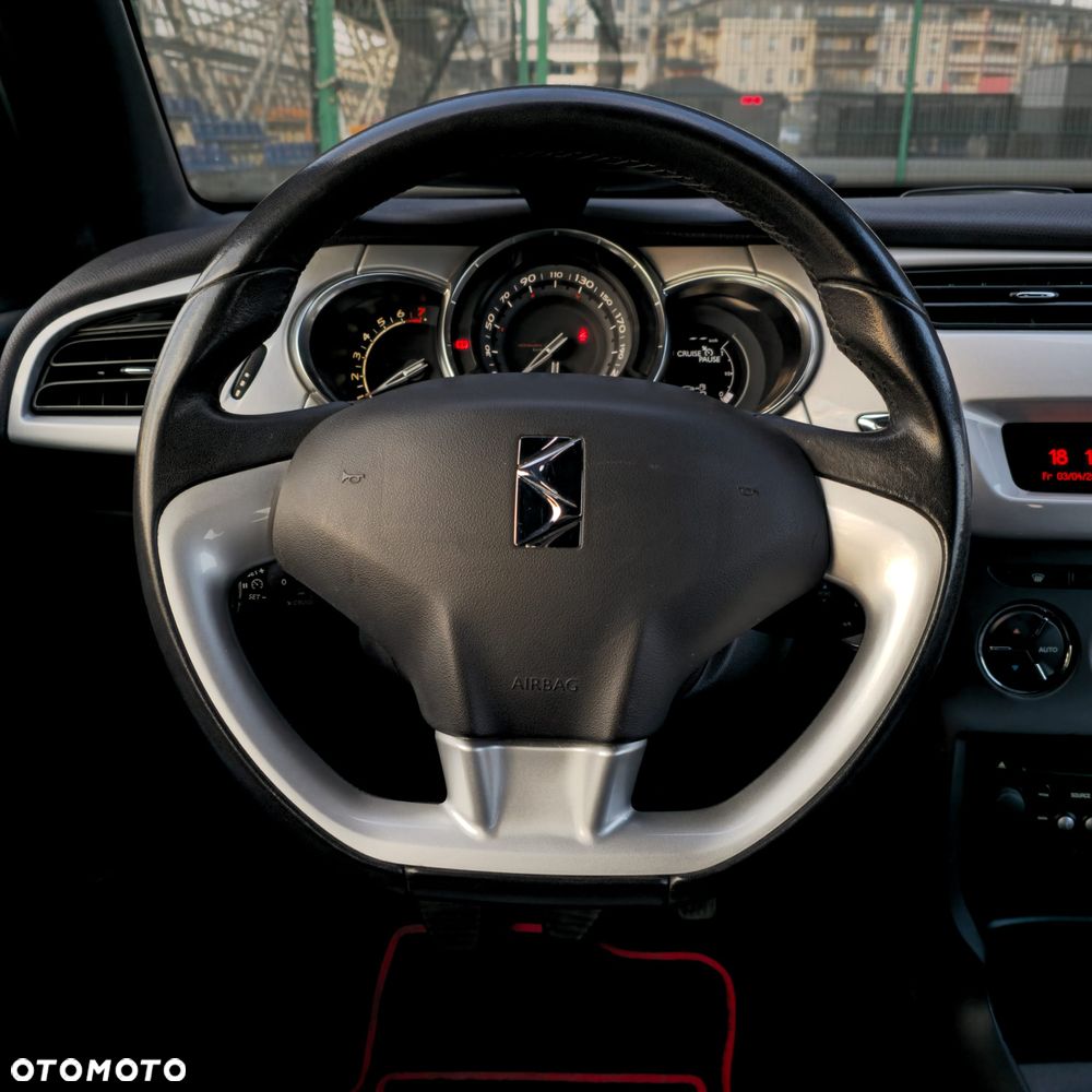 Citroën DS3 Pure Tech VTi 82 SoChic - 38