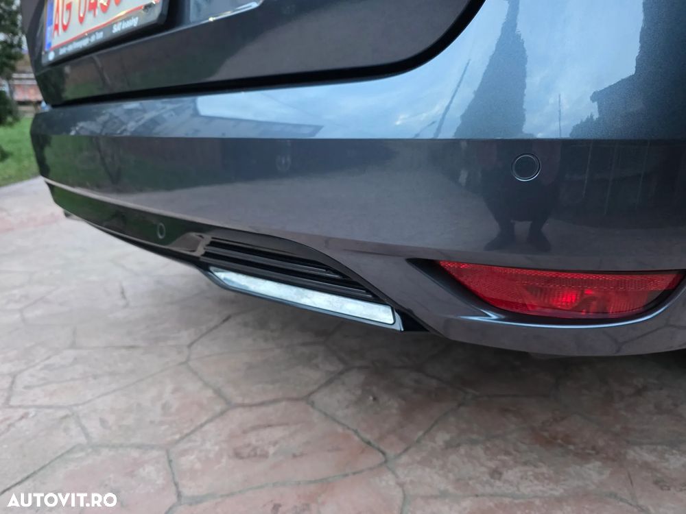 Renault Megane Blue dCi 116 EDC Intens - 37