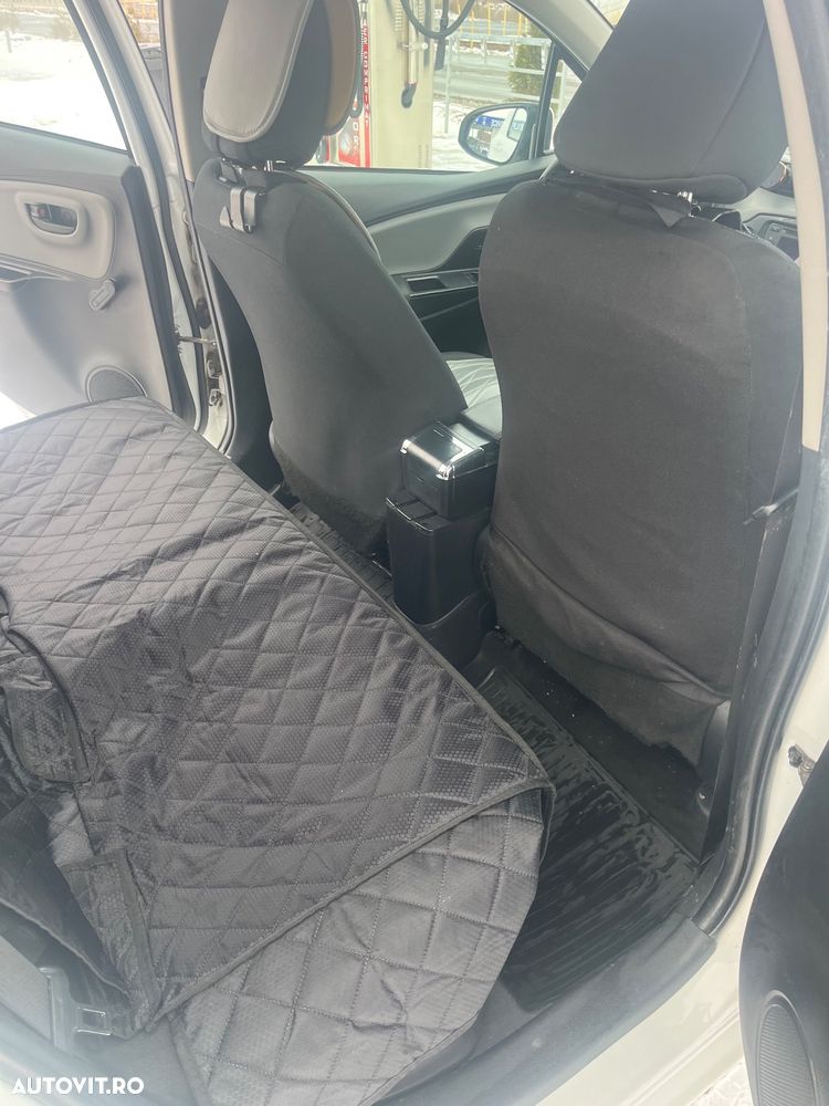 Toyota Yaris 1.5 VVT-i HSD Terra - 5