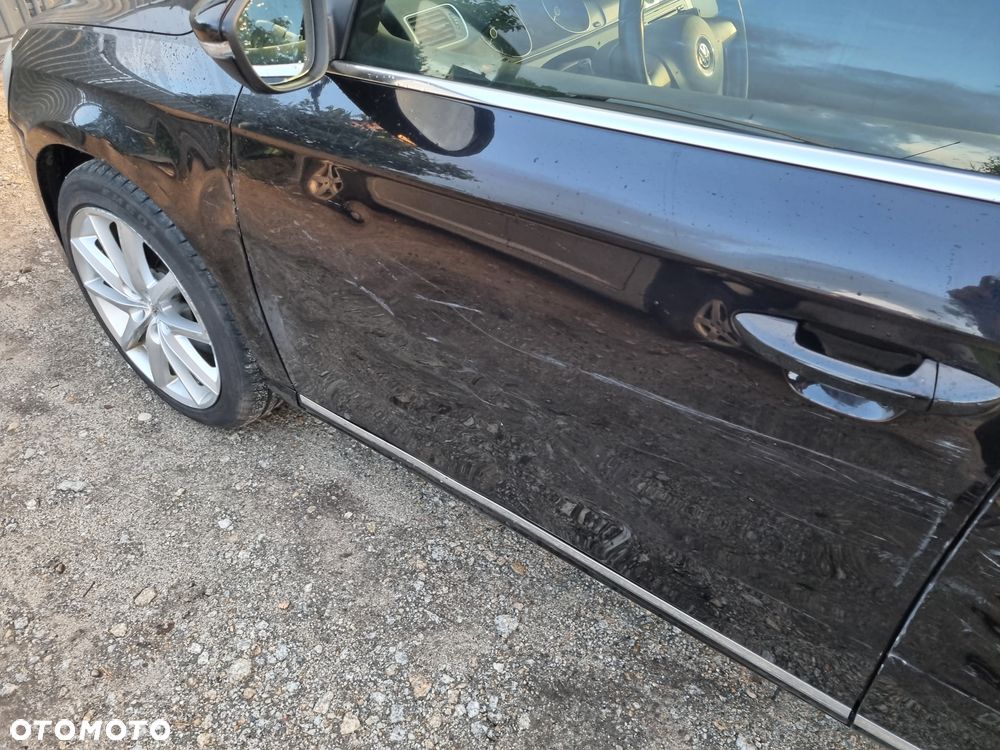 Volkswagen Passat 1.6 TDI Comfortline - 12