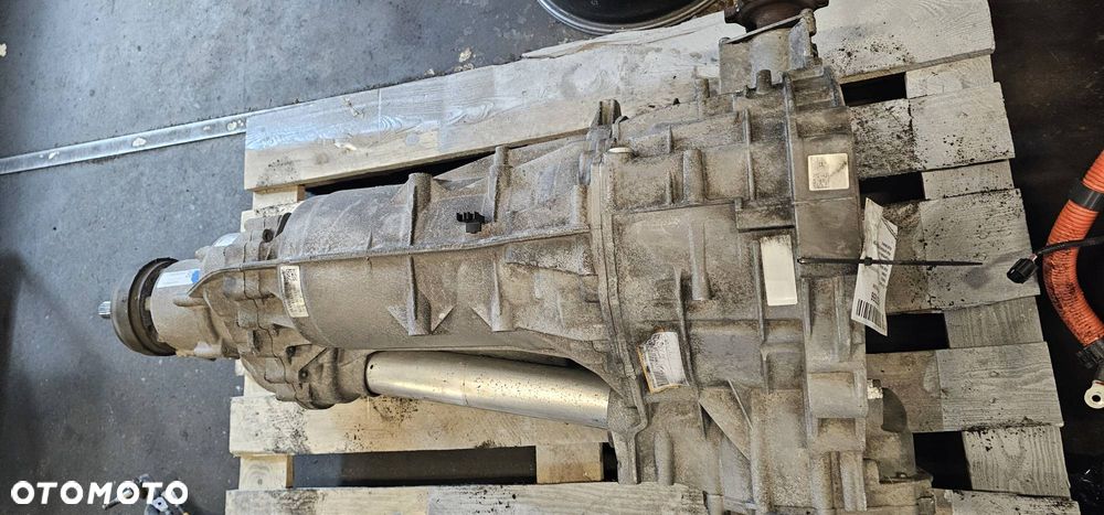 AUDI A8 L S8 D5 4N 3.0 TDI 2021 Automatyczna skrzynia biegów UDP - 3