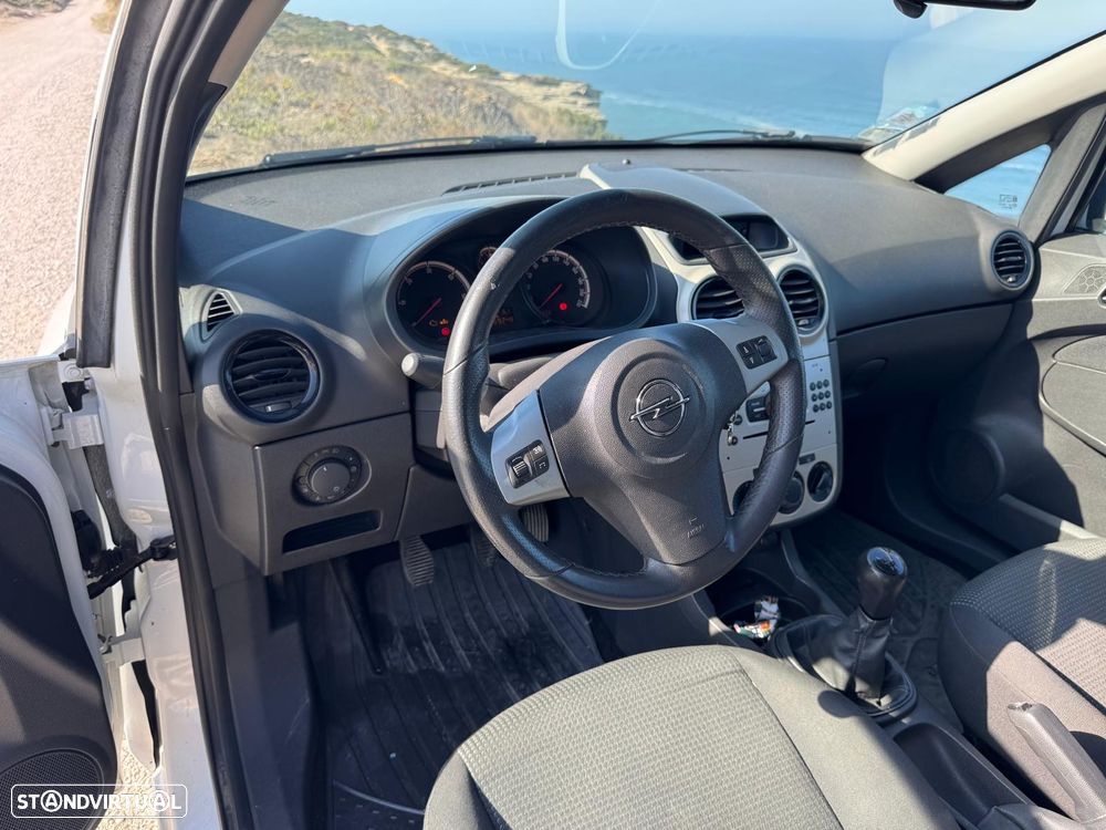 Opel Corsa 1.3 CDTi Enjoy EcoFLEX - 7