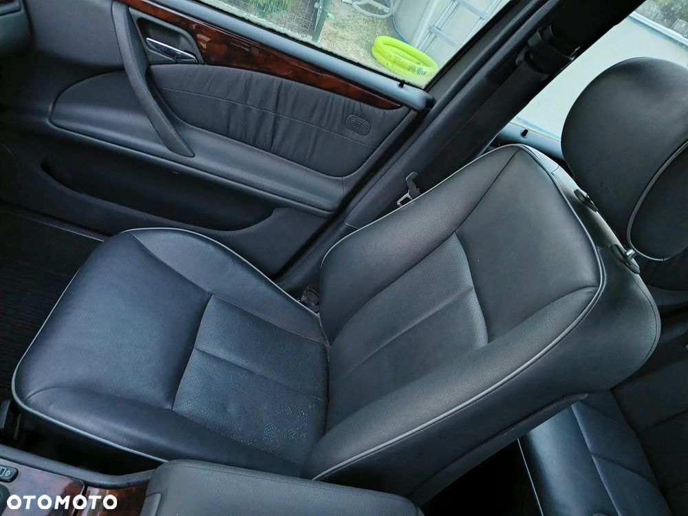 Mercedes-Benz Klasa E 280 4 Matic Elegance - 18