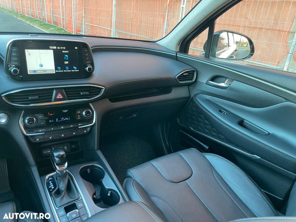 Hyundai Santa Fe 2.2 CRDi 4WD 8AT Luxury - 18