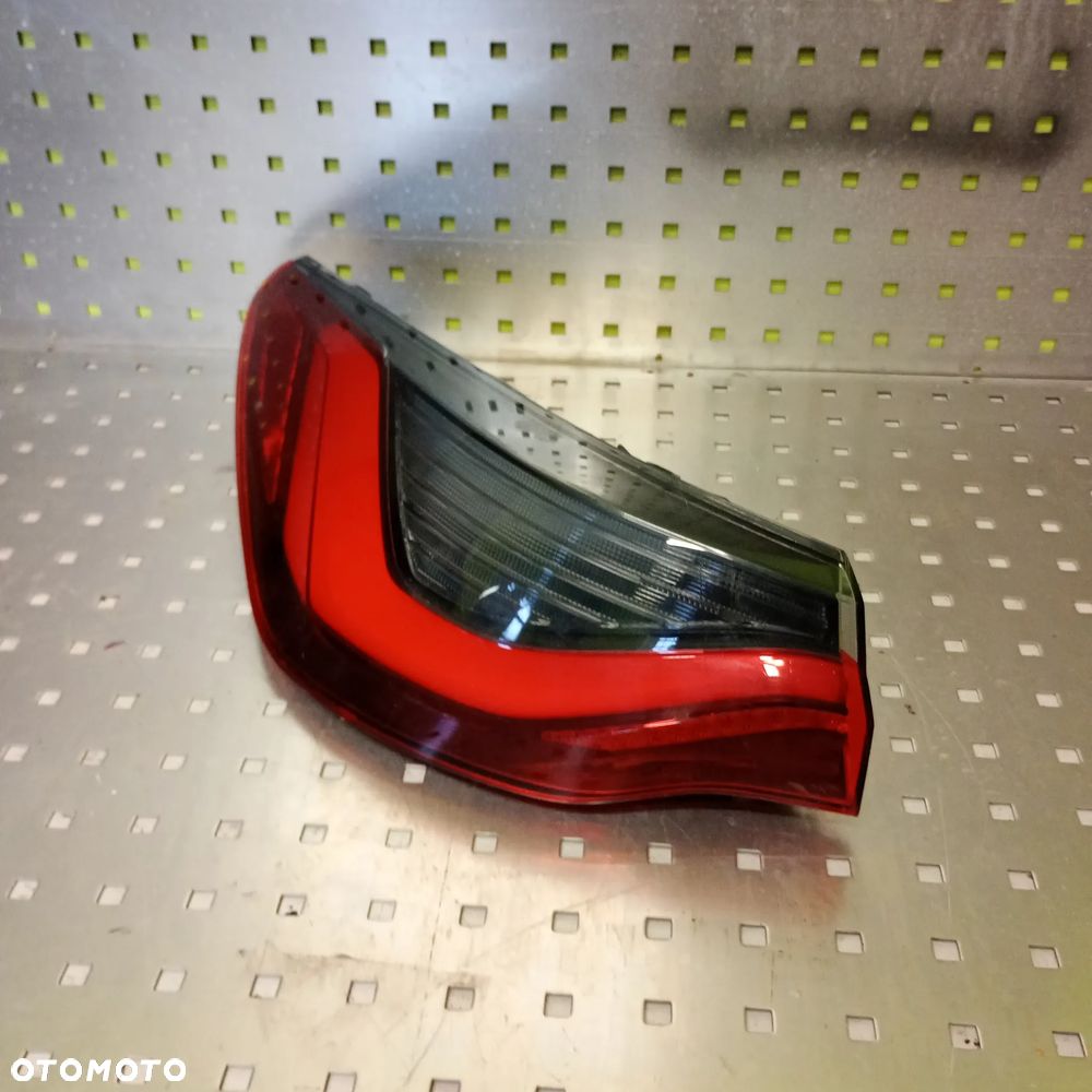 Lampa tylna lewa BMW G22 G23 G82 7477603 - 1