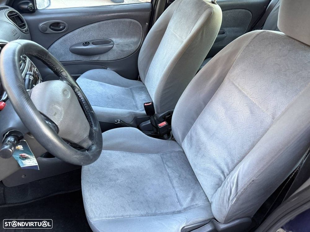 Ford Fiesta 1.25 Ghia - 9