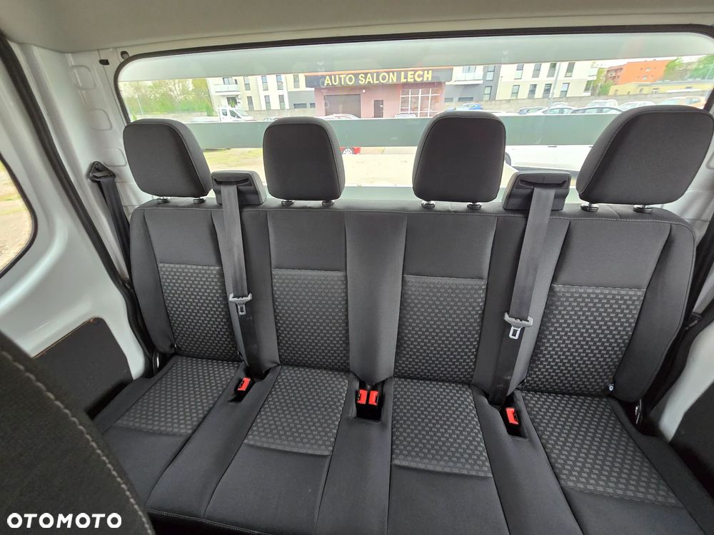 Ford Transit - 30