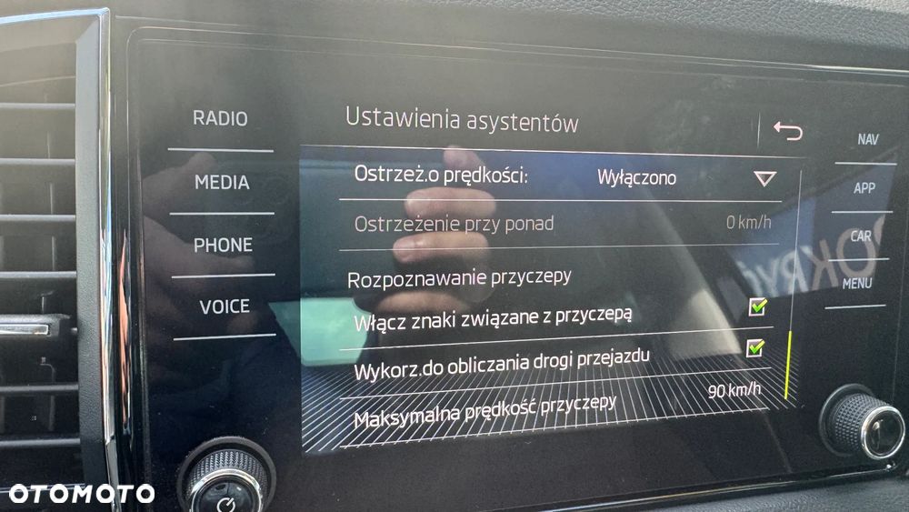 Skoda Karoq 1.5 TSI ACT 4x4 Style DSG - 35