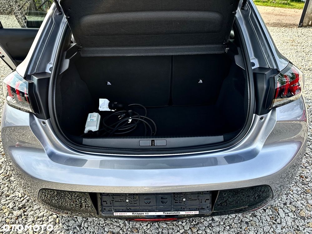 Peugeot 208 e-208 50kWh Business - 24