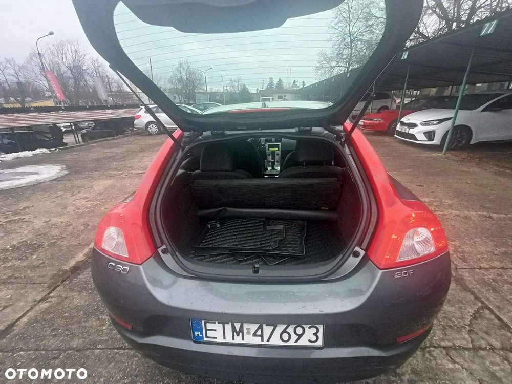 Volvo C30 2.0F - 28