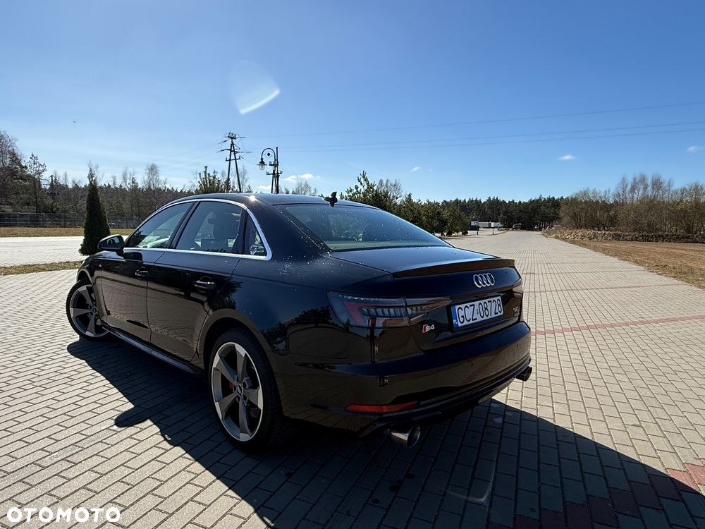 Audi A4 Limousine 2.0 TFSI Quattro Sport S tronic - 14