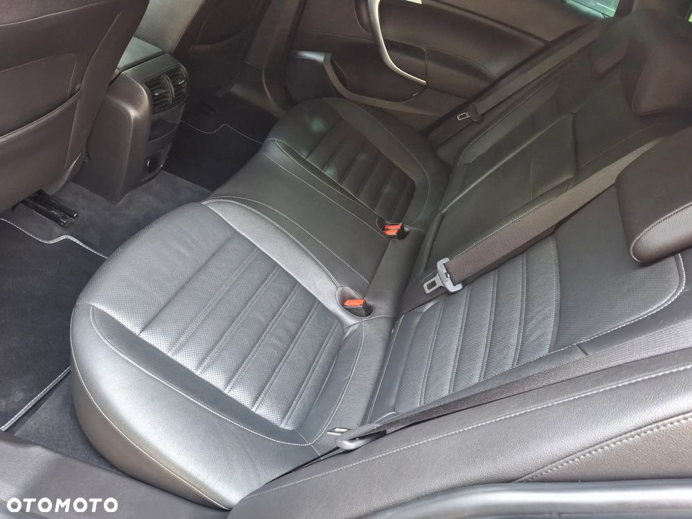 Opel Insignia - 14