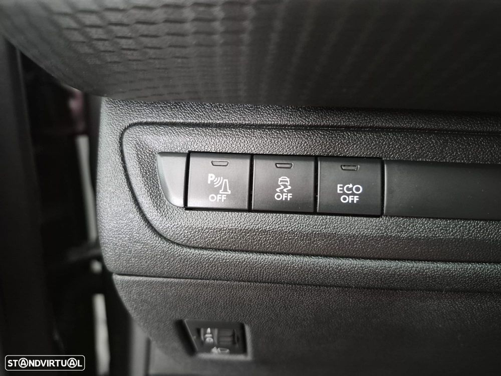Peugeot 2008 1.2 PureTech Style - 29