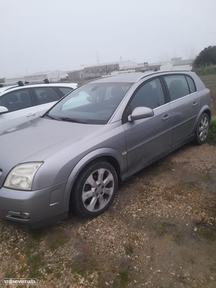 Opel Signum 2.2 DTi - 1