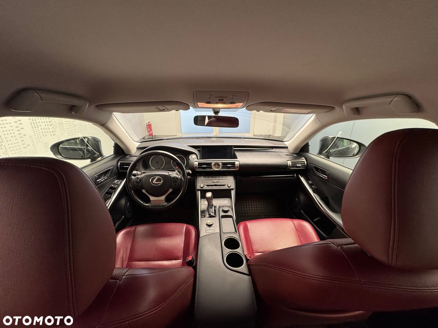 Lexus IS 200t Elite - 8
