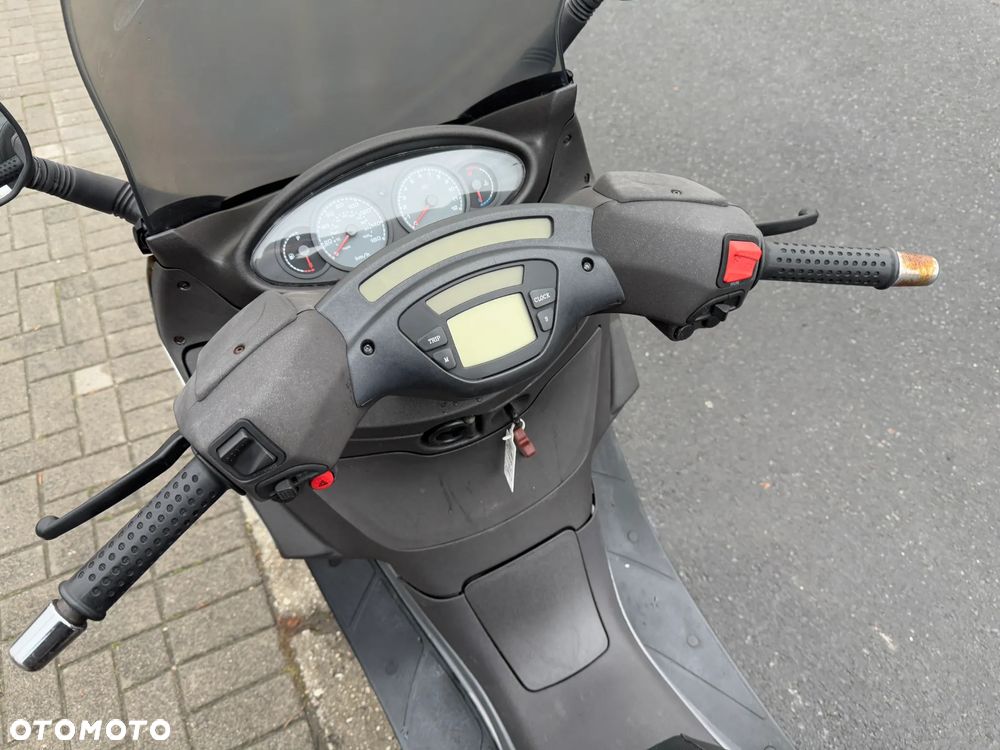 Piaggio X9 - 10
