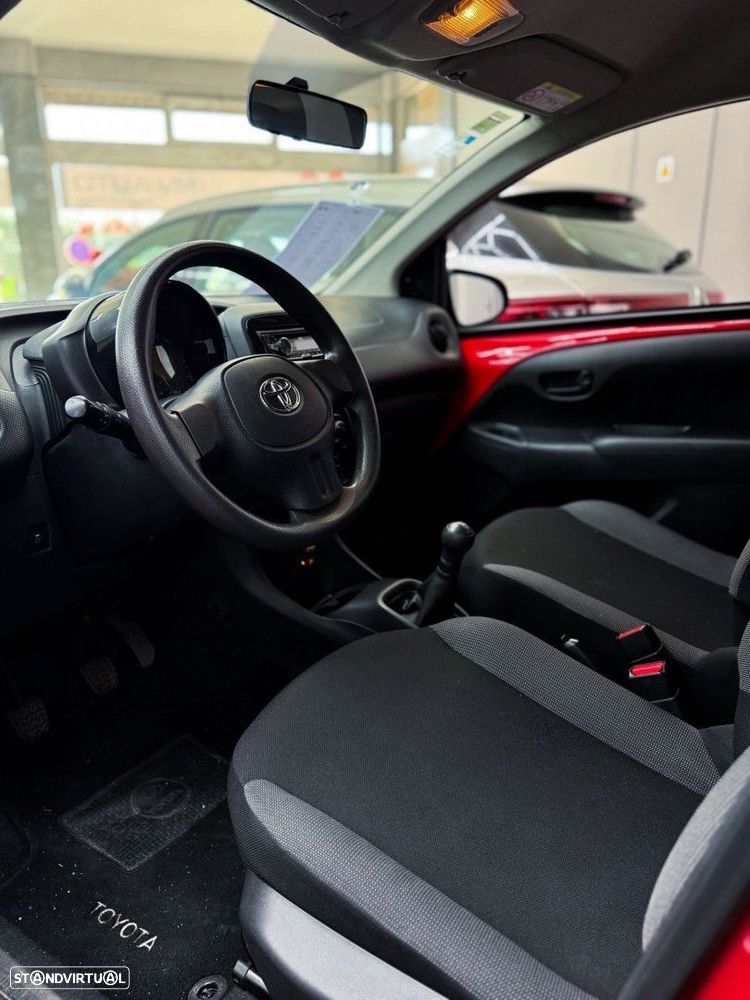 Toyota Aygo 1.0 X-Play - 8