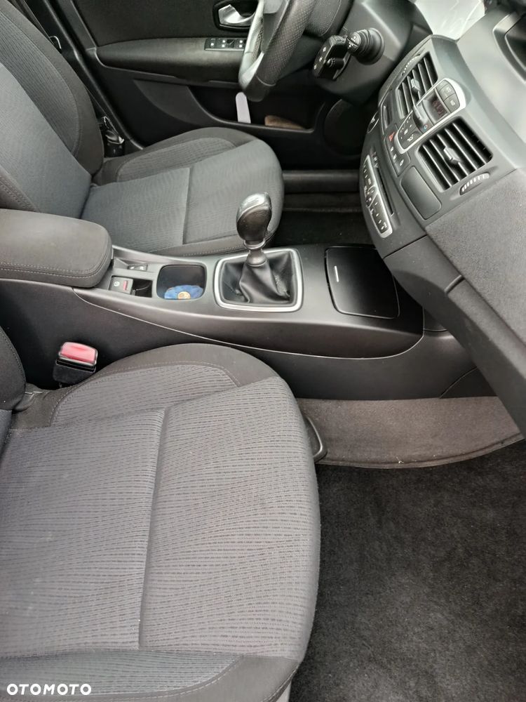 Renault Laguna 2.0 dCi FAP Dynamique - 9