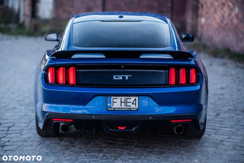 Ford Mustang 5.0 V8 GT - 6