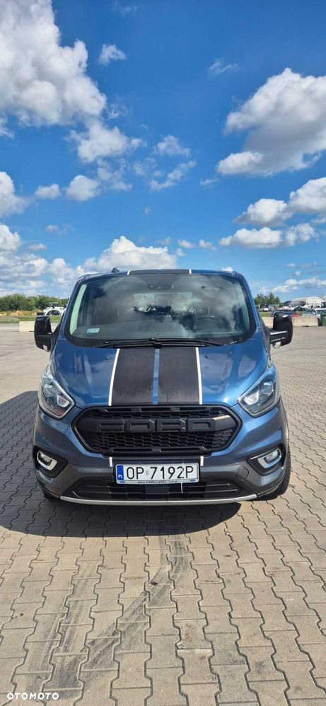 Ford E-Tourneo Custom - 2