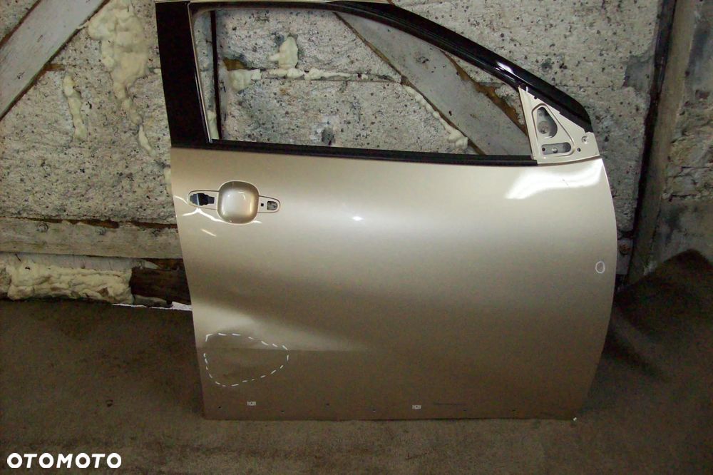 DRZWI PRZEDNIE PRAWE TOYOTA AYGO X III ROK21/24 - 1