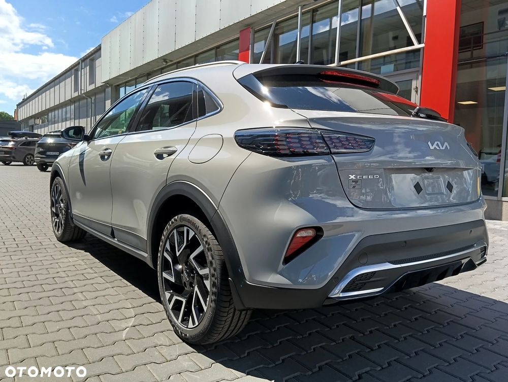 Kia XCeed 1.6 T-GDI Tribute DCT - 6