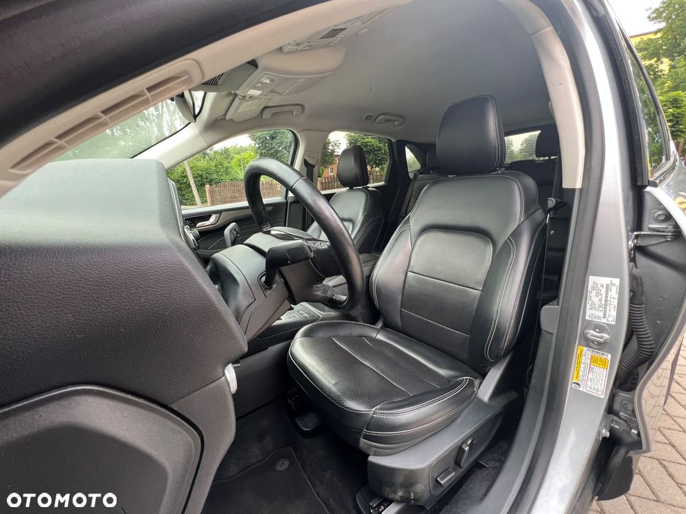 Ford Escape 2.0 EcoBoost AWD Titanium - 10