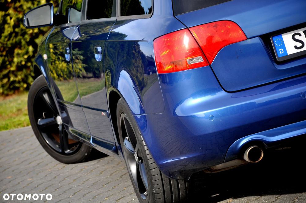 Audi A4 Avant - 16
