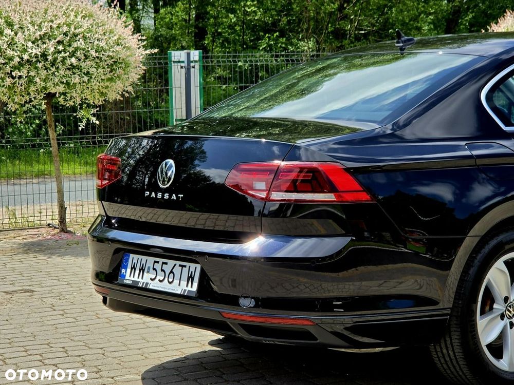 Volkswagen Passat - 22