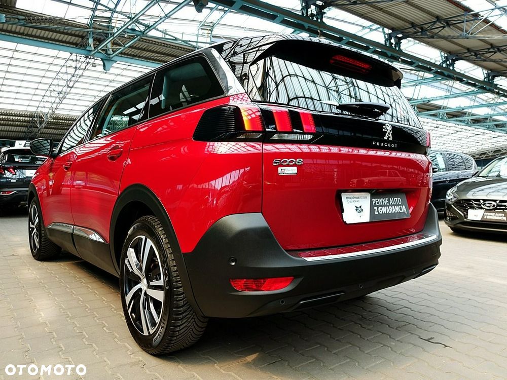 Peugeot 5008 - 10