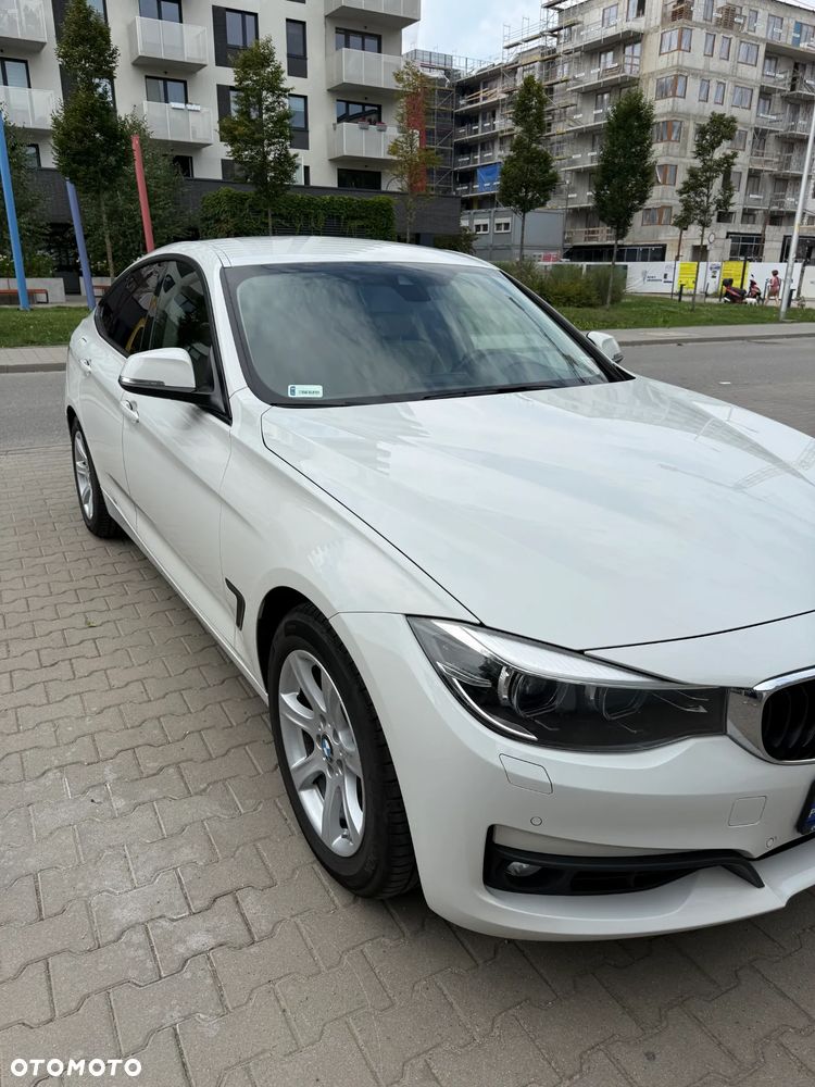 BMW 3GT 318d - 2