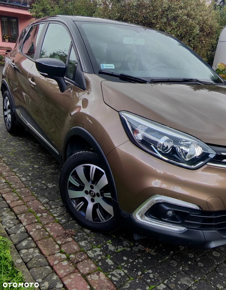 Renault Captur - 23