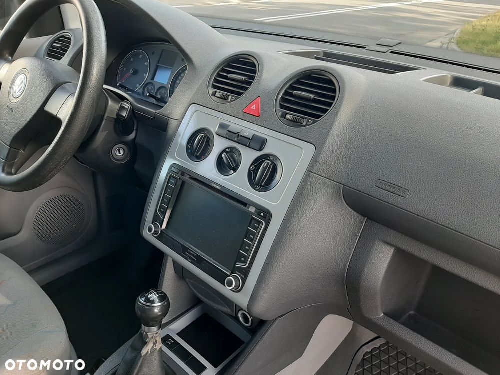 Volkswagen CADDY - 7