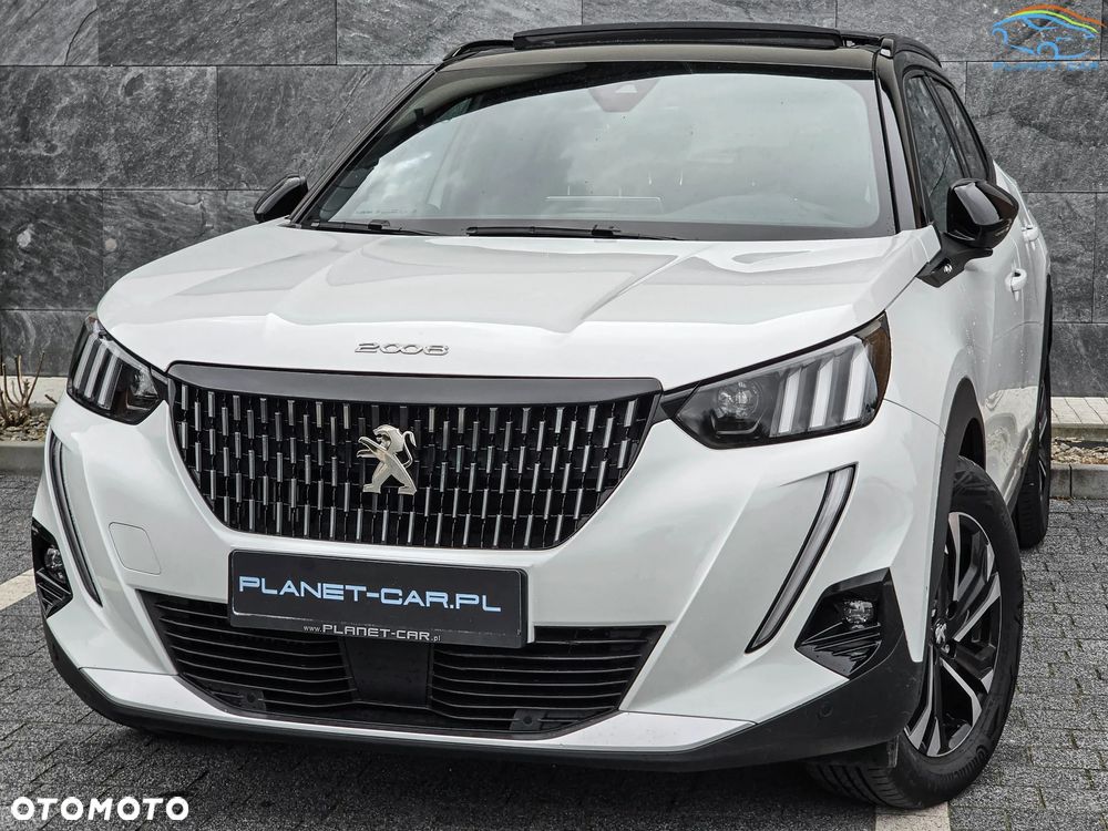 Peugeot 2008 PureTech 130 EAT8 GT - 1