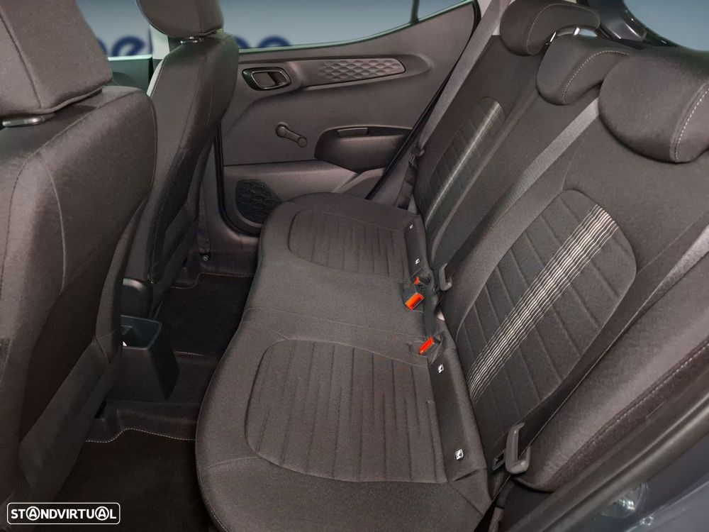 Hyundai i10 1.0 Comfort AMT - 14