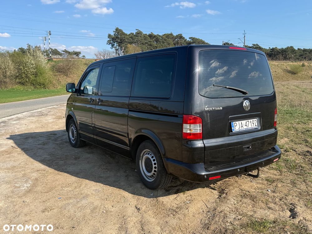 Volkswagen Multivan - 4