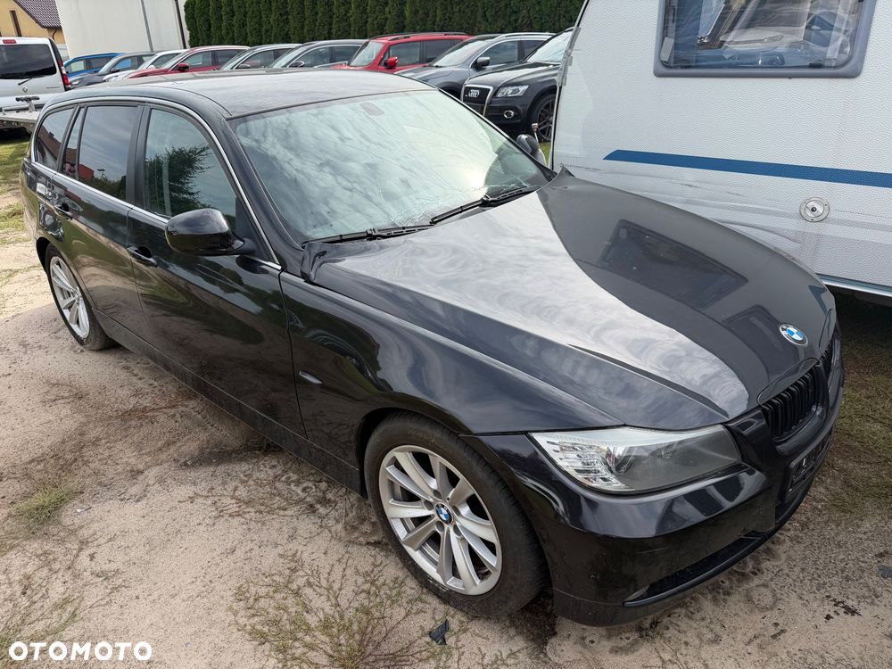 BMW Seria 3 325i - 19