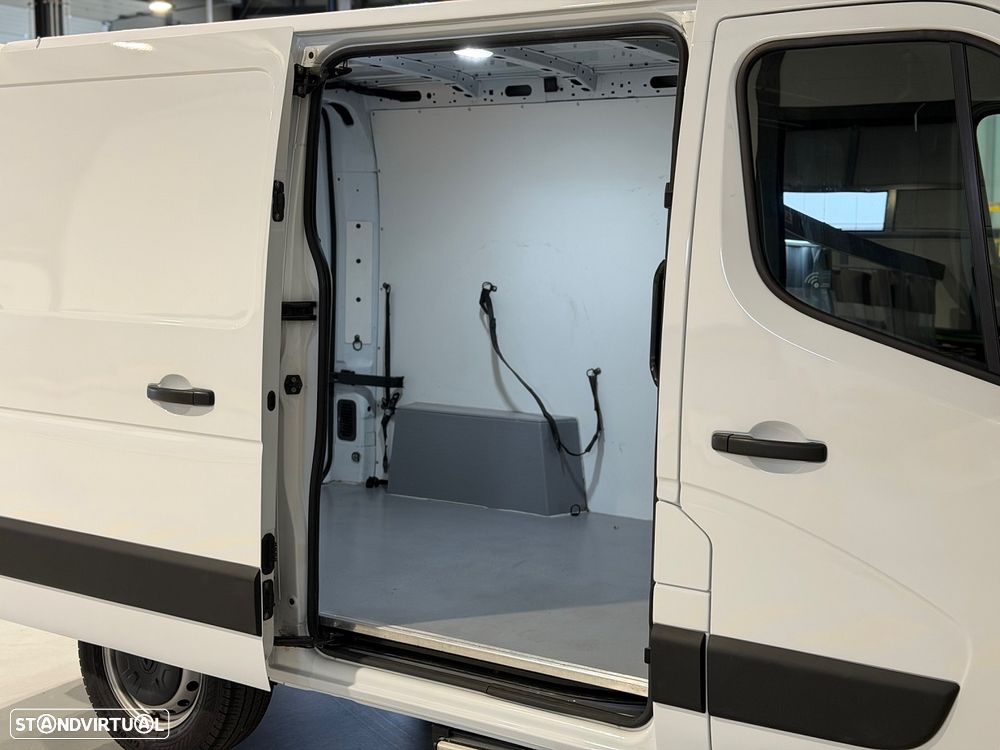 Renault Master 2.3 DCi L1H1 3L - 7