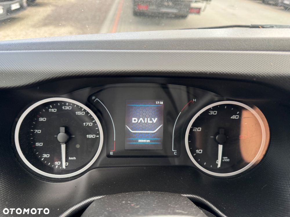 Iveco DAILY 60c16 50C15 50C17 35C14 35C15 35C17 35C18 70C17 72C15 70C18 Izoterma Chłodnia  9/8 euro palet - 21