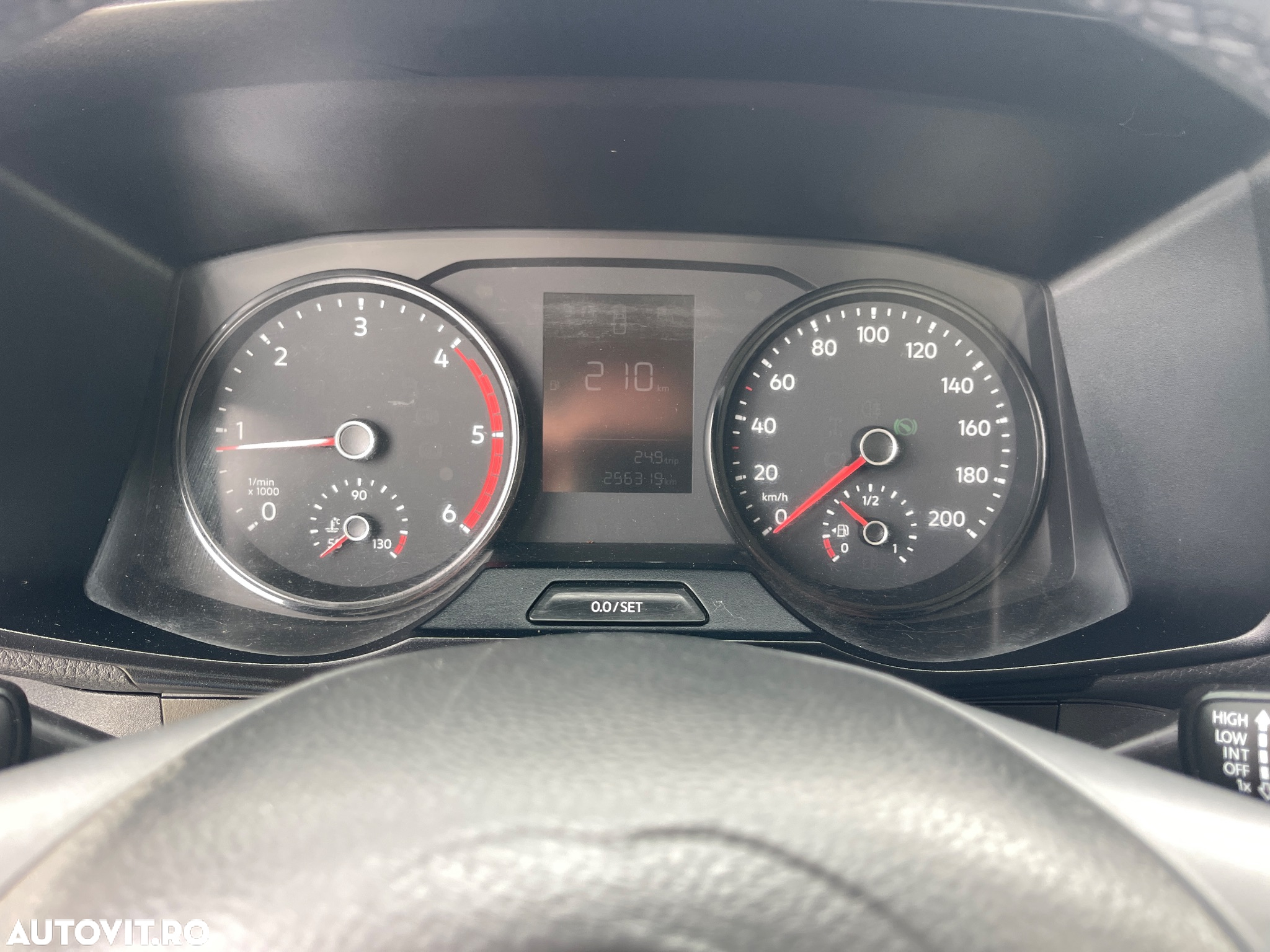 Volkswagen Crafter L4 DSG - 24