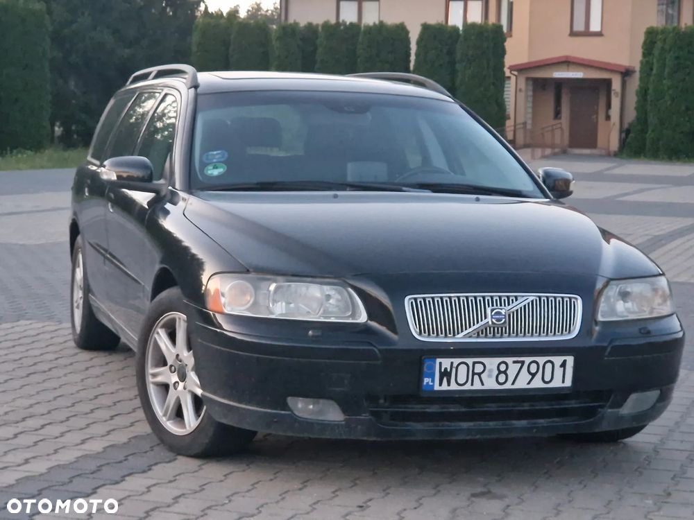 Volvo V70 2.4 D DPF Edition Comfort - 1