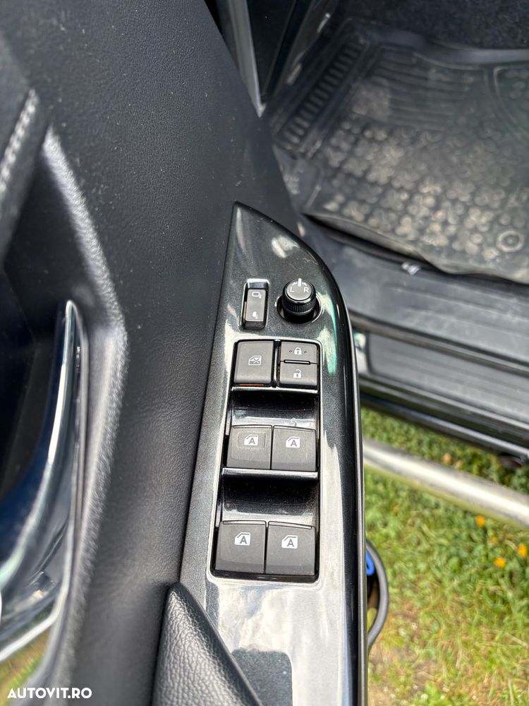 Toyota Hilux 4x4 Double Cab Comfort - 10