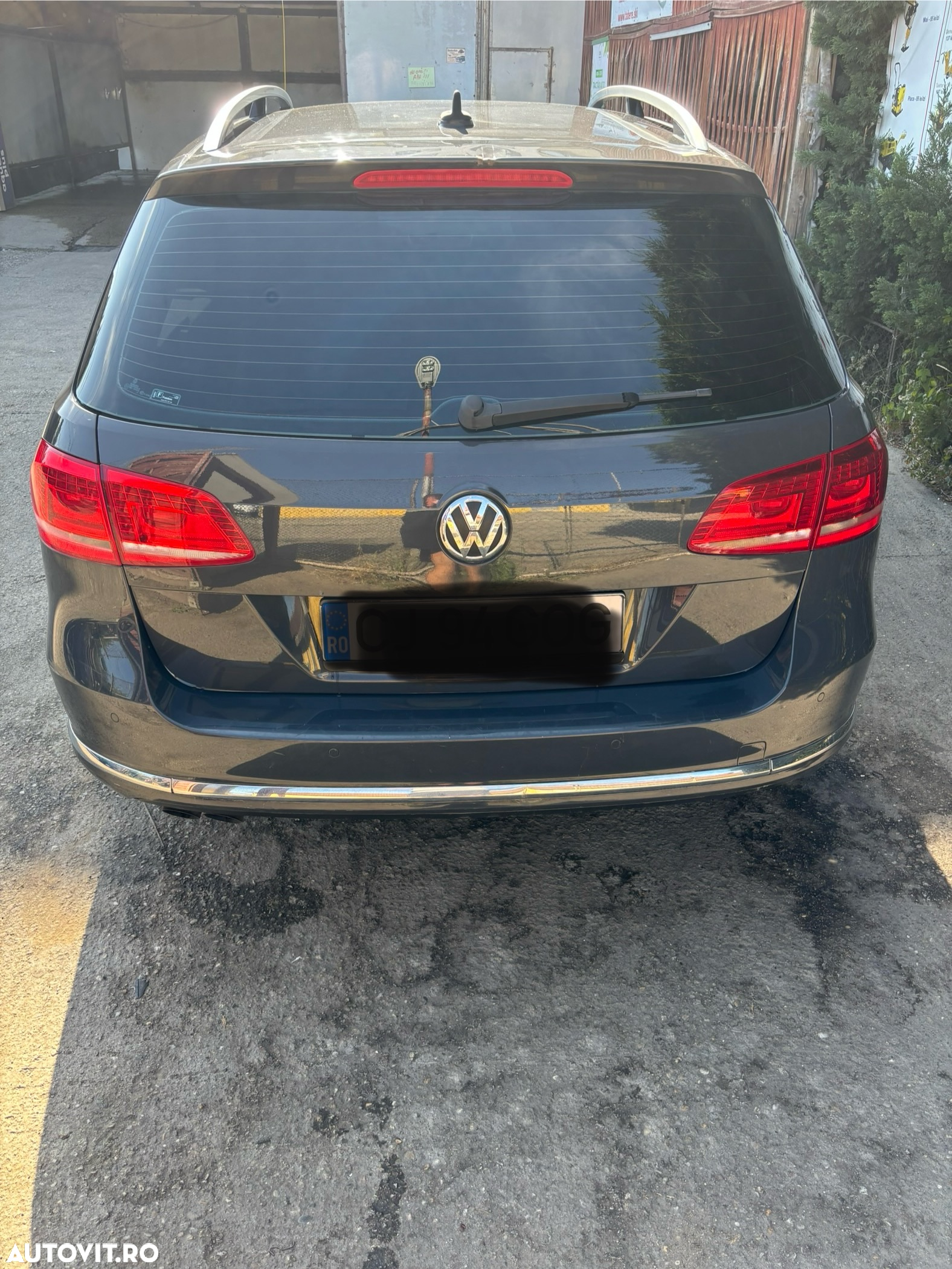 Volkswagen Passat Variant 2.0 TDI BlueMotion Technology Comfortline - 5
