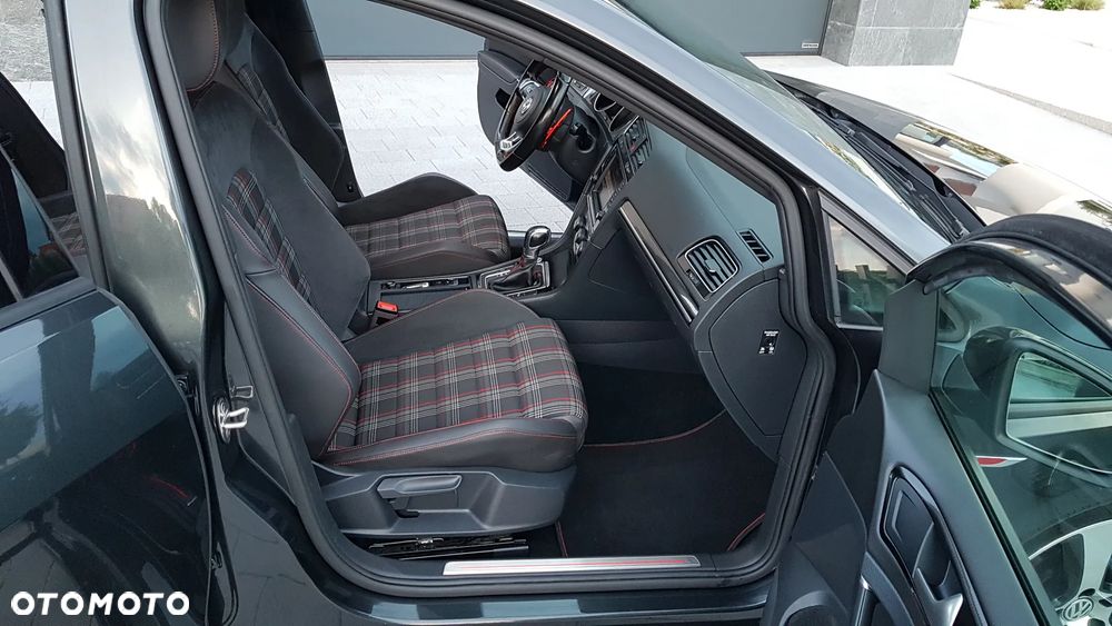 Volkswagen Golf 2.0 TSI BMT GTI Performance DSG - 22