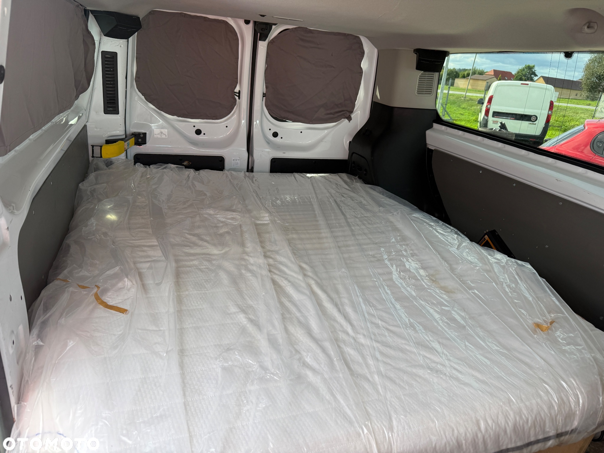 Ford Transit Custom 310 L2H1 Limited - 31
