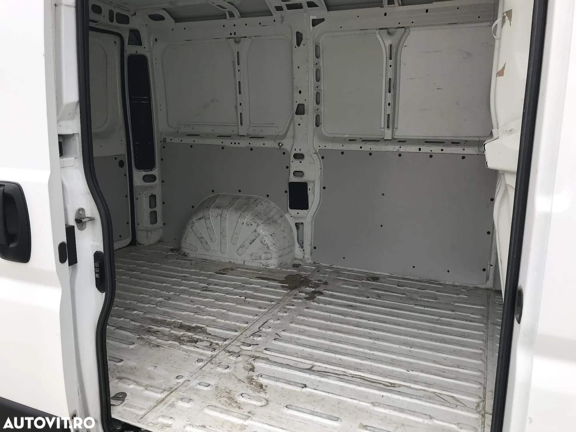Peugeot Boxer HDi 330 L1H1 S&S Active - 34