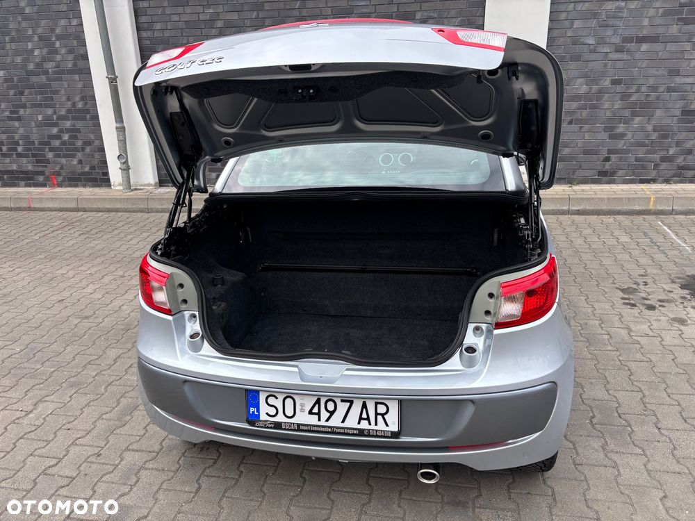 Mitsubishi Colt 1.5 Invite - 29