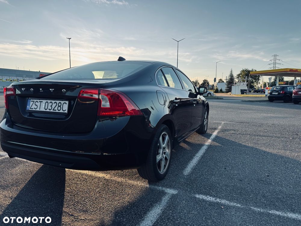 Volvo S60 D3 Geartronic Summum - 7