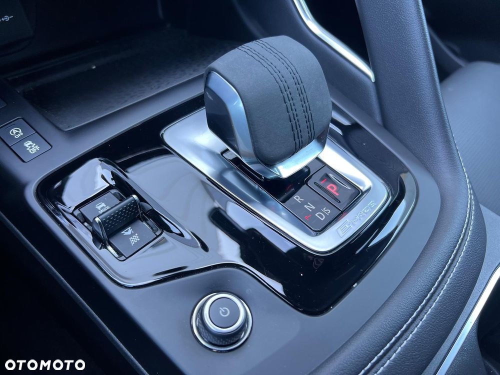 Jaguar E-Pace - 21